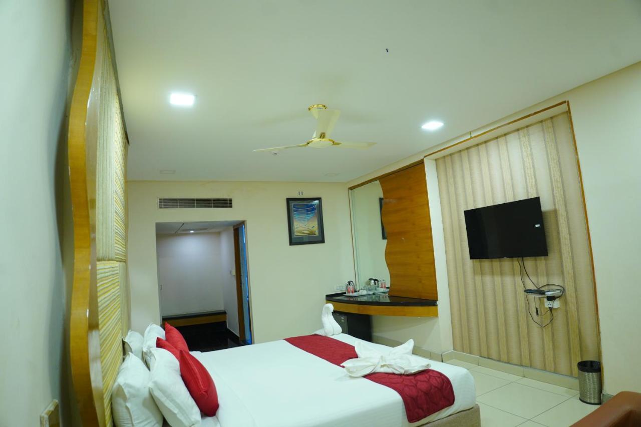 Hotel Grand Nagarjuna By Konark Hotels Guntūr Eksteriør billede