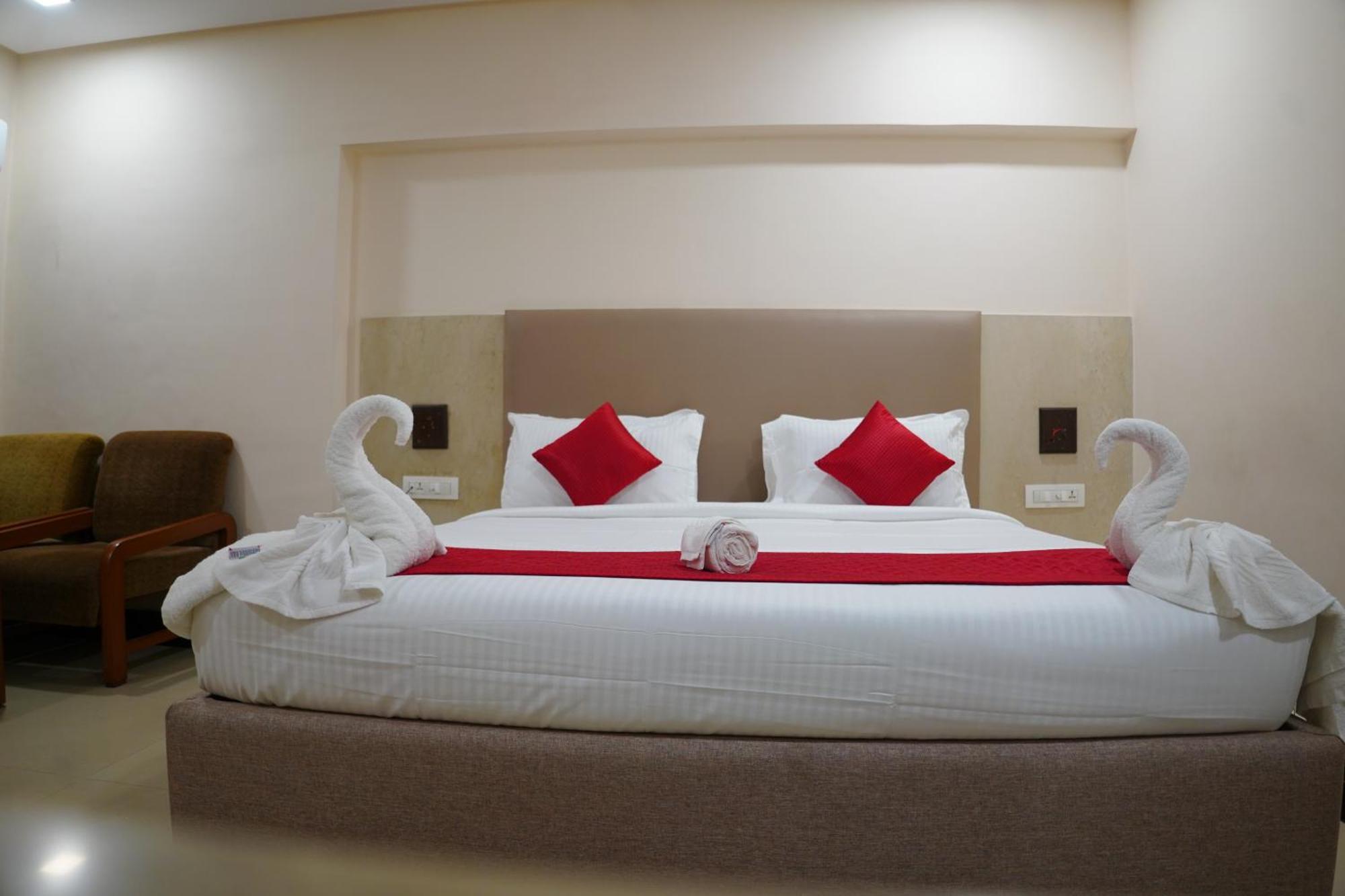 Hotel Grand Nagarjuna By Konark Hotels Guntūr Eksteriør billede